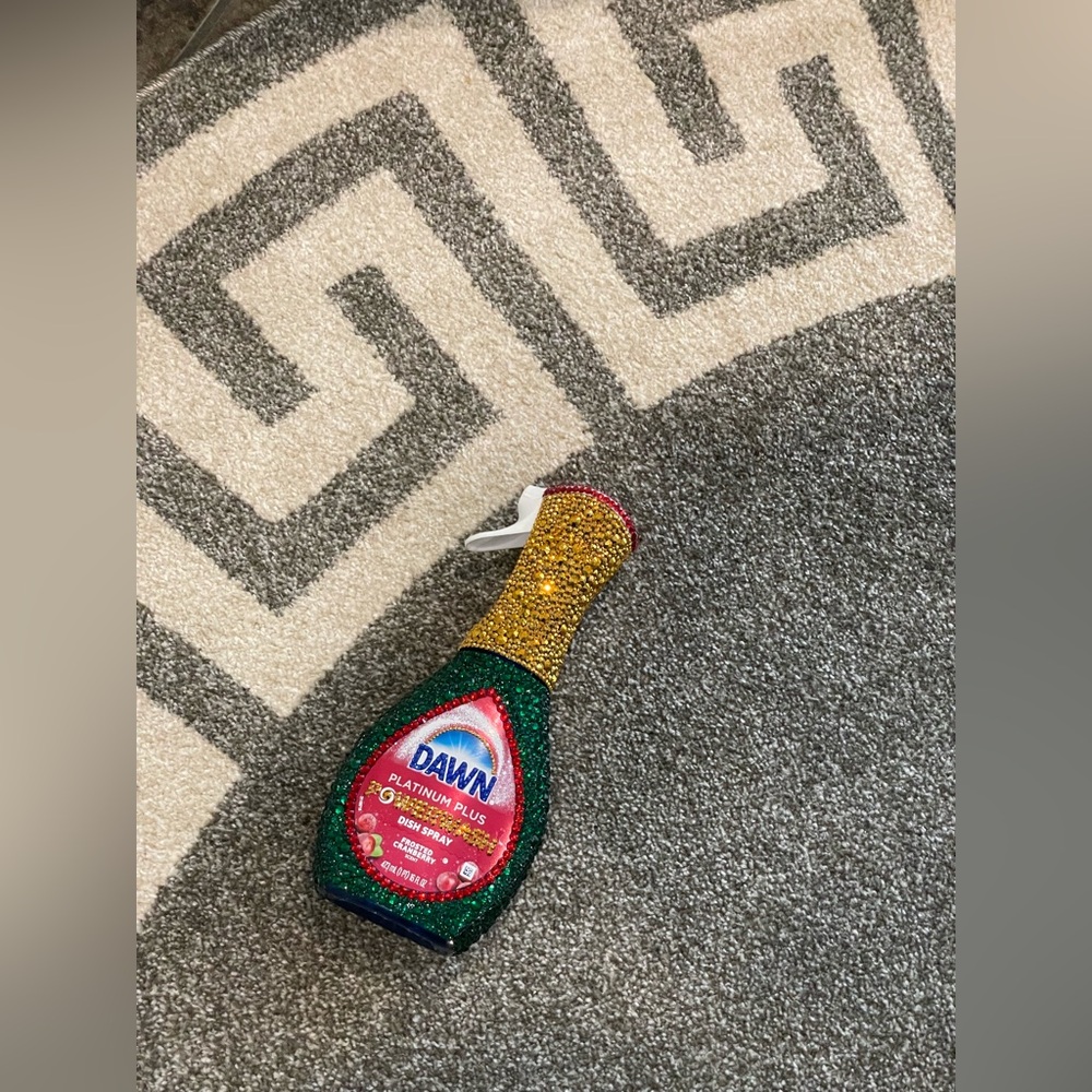 🇫🇷 Dawn Power Wash Limited Edition; Christmas in Paris 2026 bottle